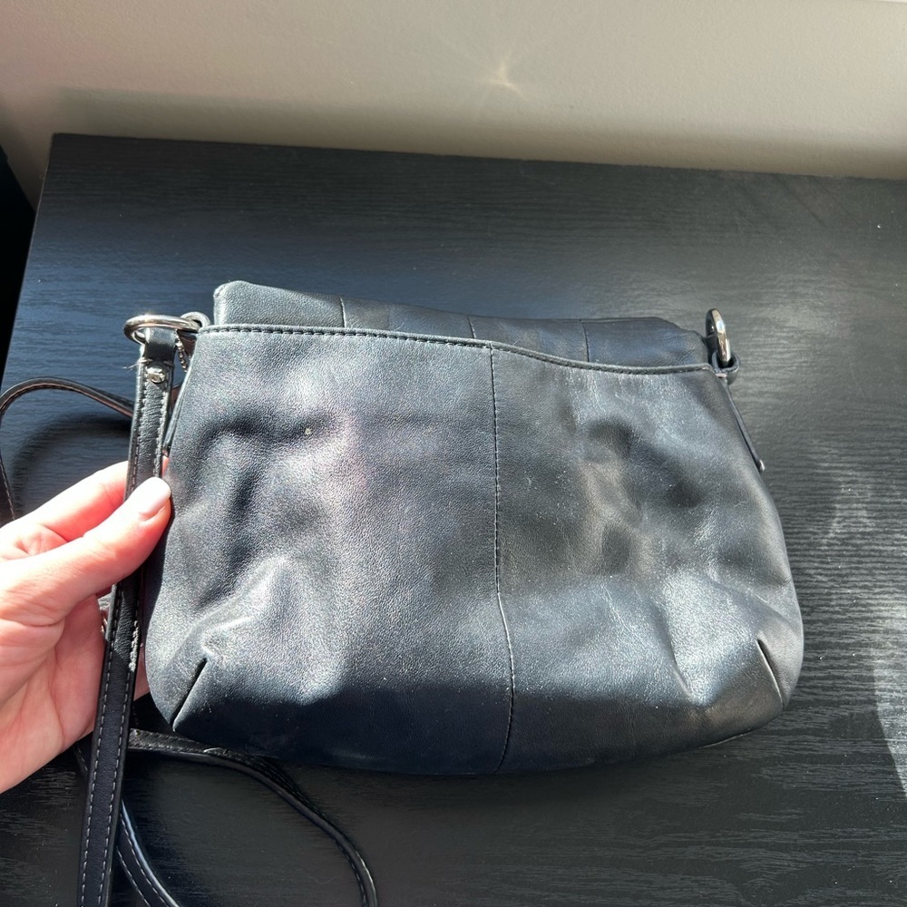 Vintage Coach SoHo Black Leather Flap Buckle Crossbody Bag - Picture 5 of 12